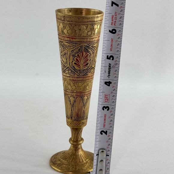 Vintage Solid Brass Bud Vase Hand Engraved Floral Feather Design 6.5" India - Picture 6 of 7